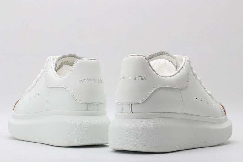 MCQUEEN OVERSIZED SNEAKER