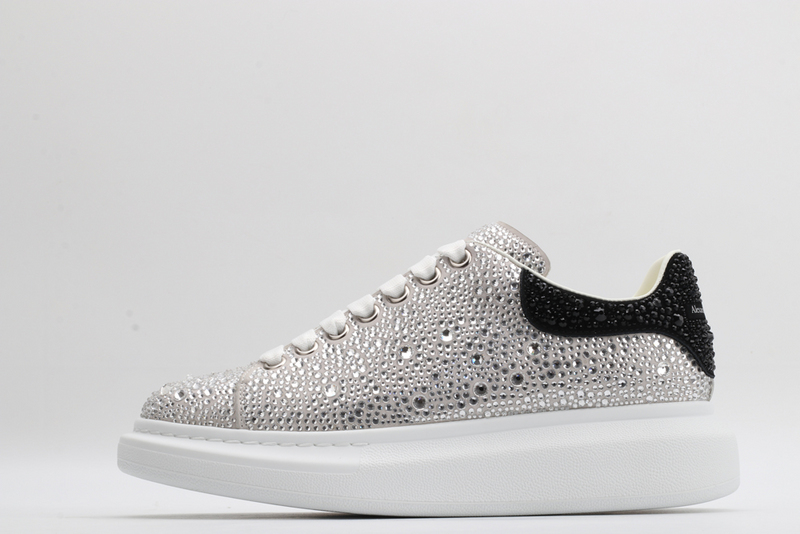 MCQUEEN OVERSIZED SNEAKER