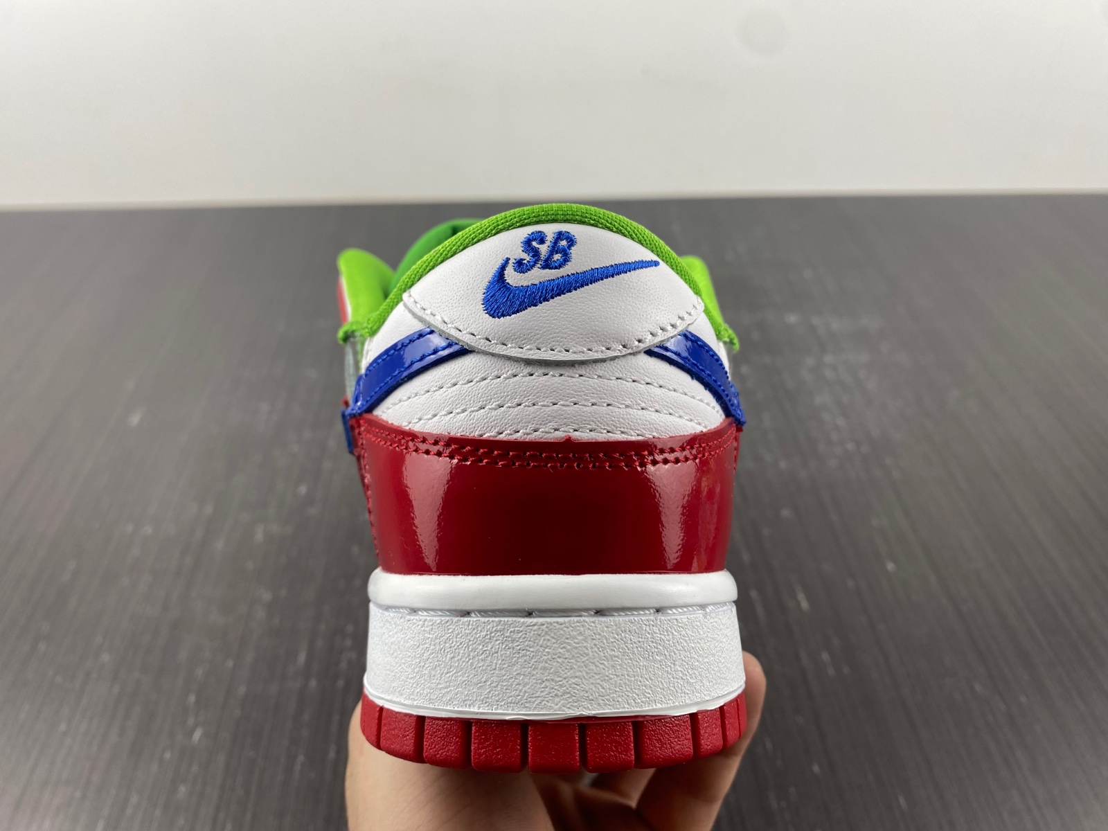eBay x Nike SB Dunk Low Sandy Bodecker FD8777-100