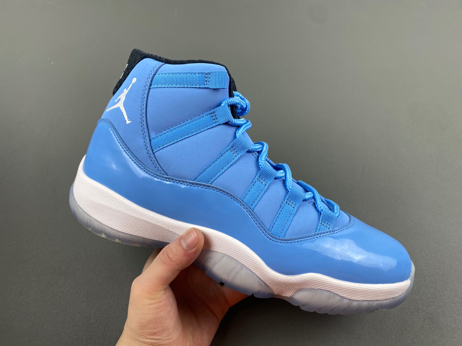 Air Jordan 11 Retro
