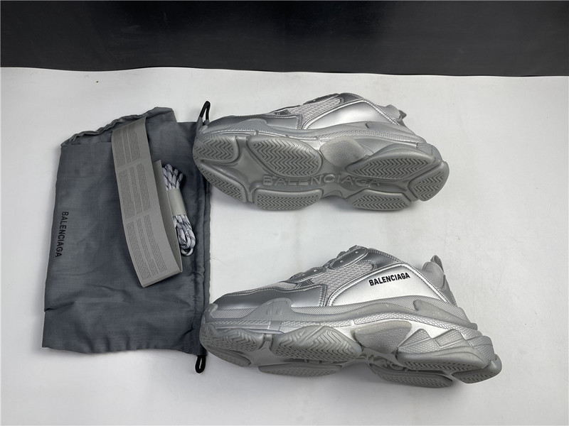 Balenciaga TRIPLE S TRAINER