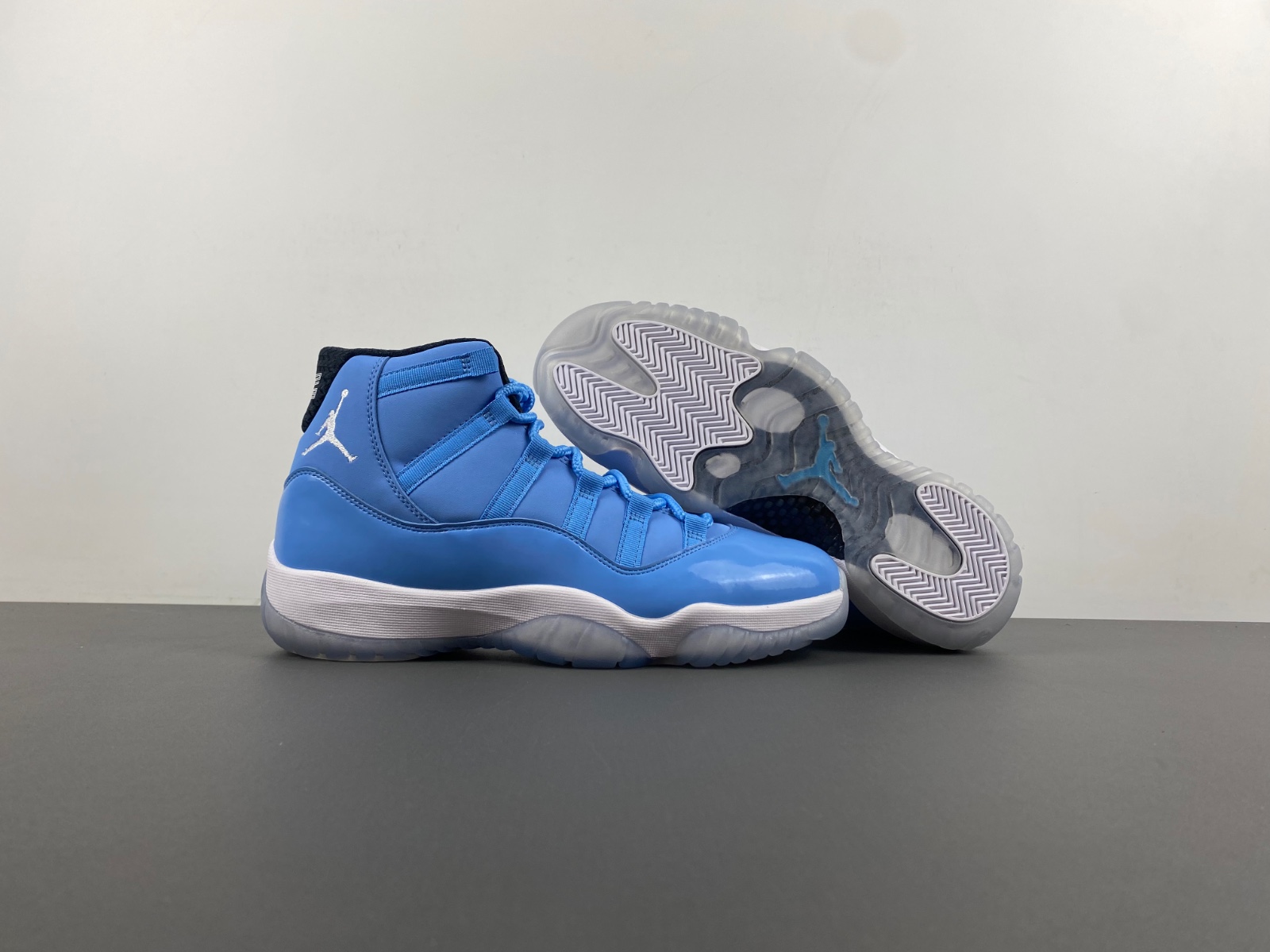 Air Jordan 11 Retro