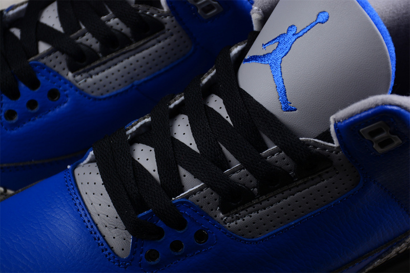 Air Jordan 3 Retro "Varsity Royal" CT8532-400