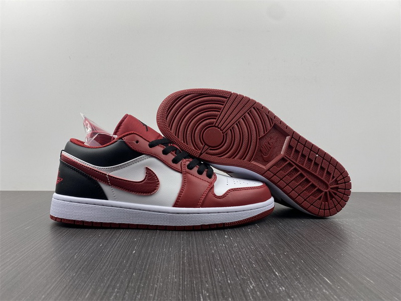 Air Jordan 1 Low 