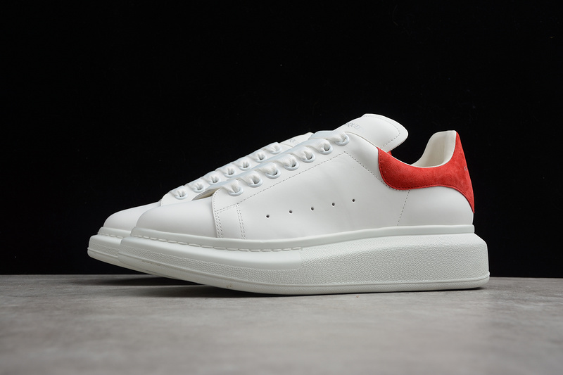MCQUEEN OVERSIZED SNEAKER