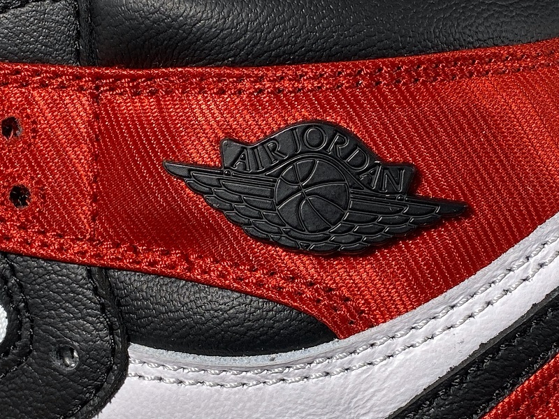 Air Jordan 1 High OG "Satin Black Toe" - CD0461-016