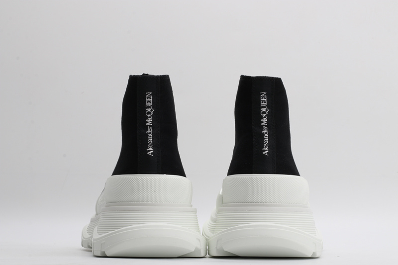 Mcqueen Tread Slick