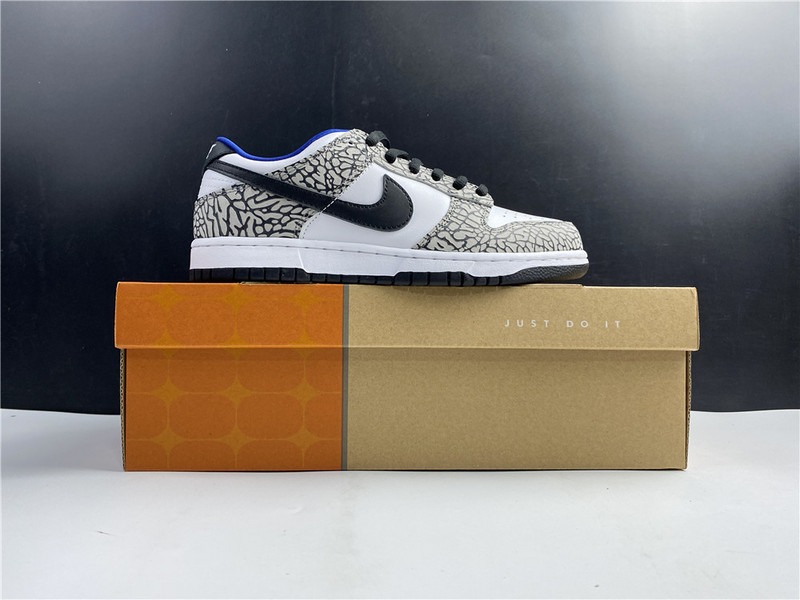 Supre* x Nike SB Dunk Low Pro