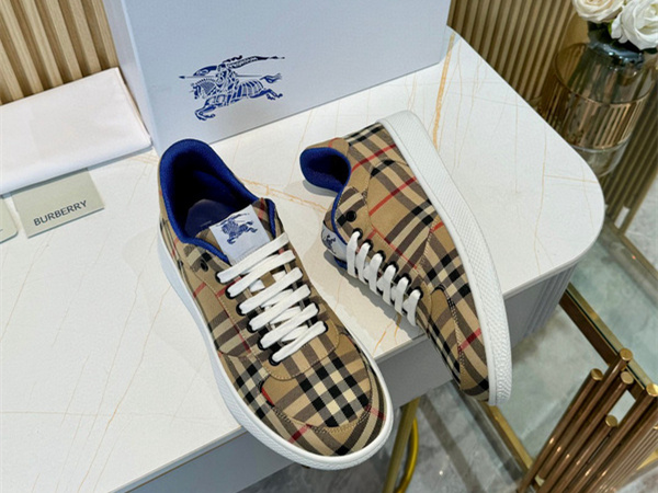 Burberry Check Terrace Sneakers BBR--3009