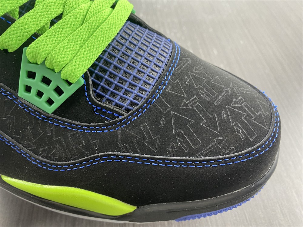 Air Jordan 4 Retro