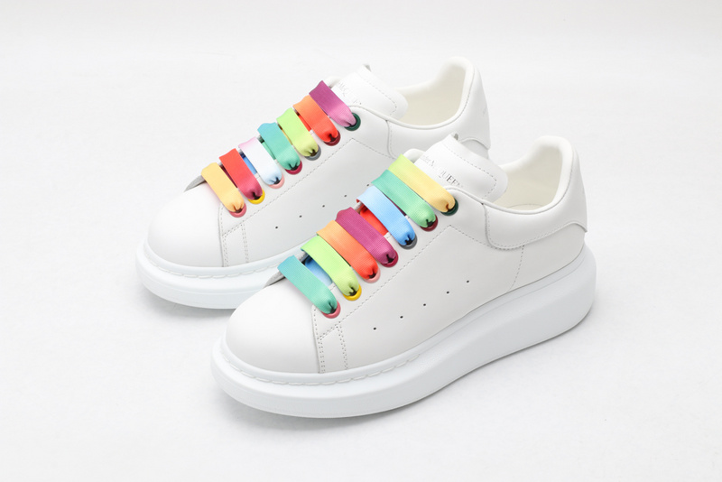 MCQUEEN OVERSIZED SNEAKER