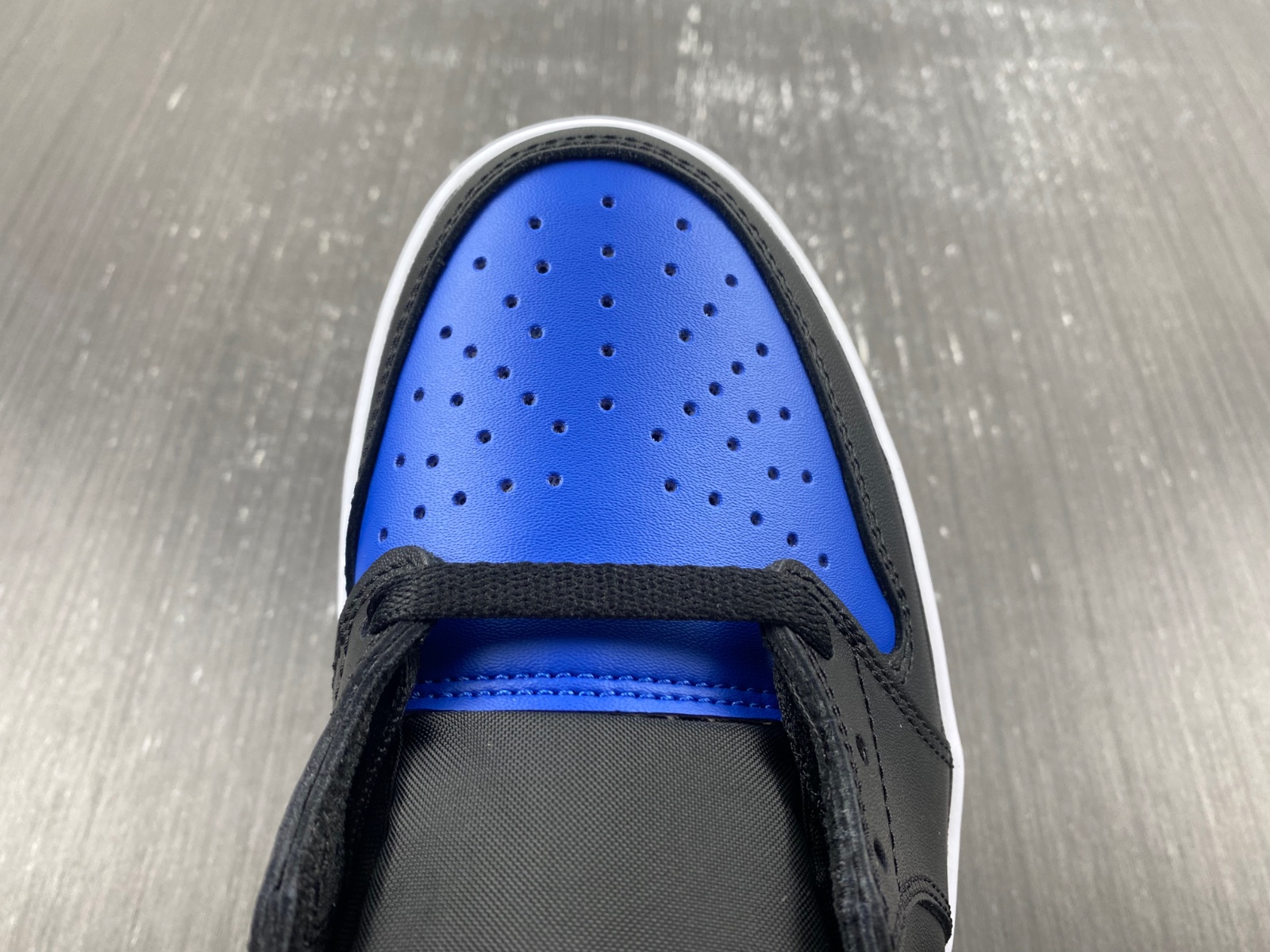 Air Jordan 1 Retro Low OG