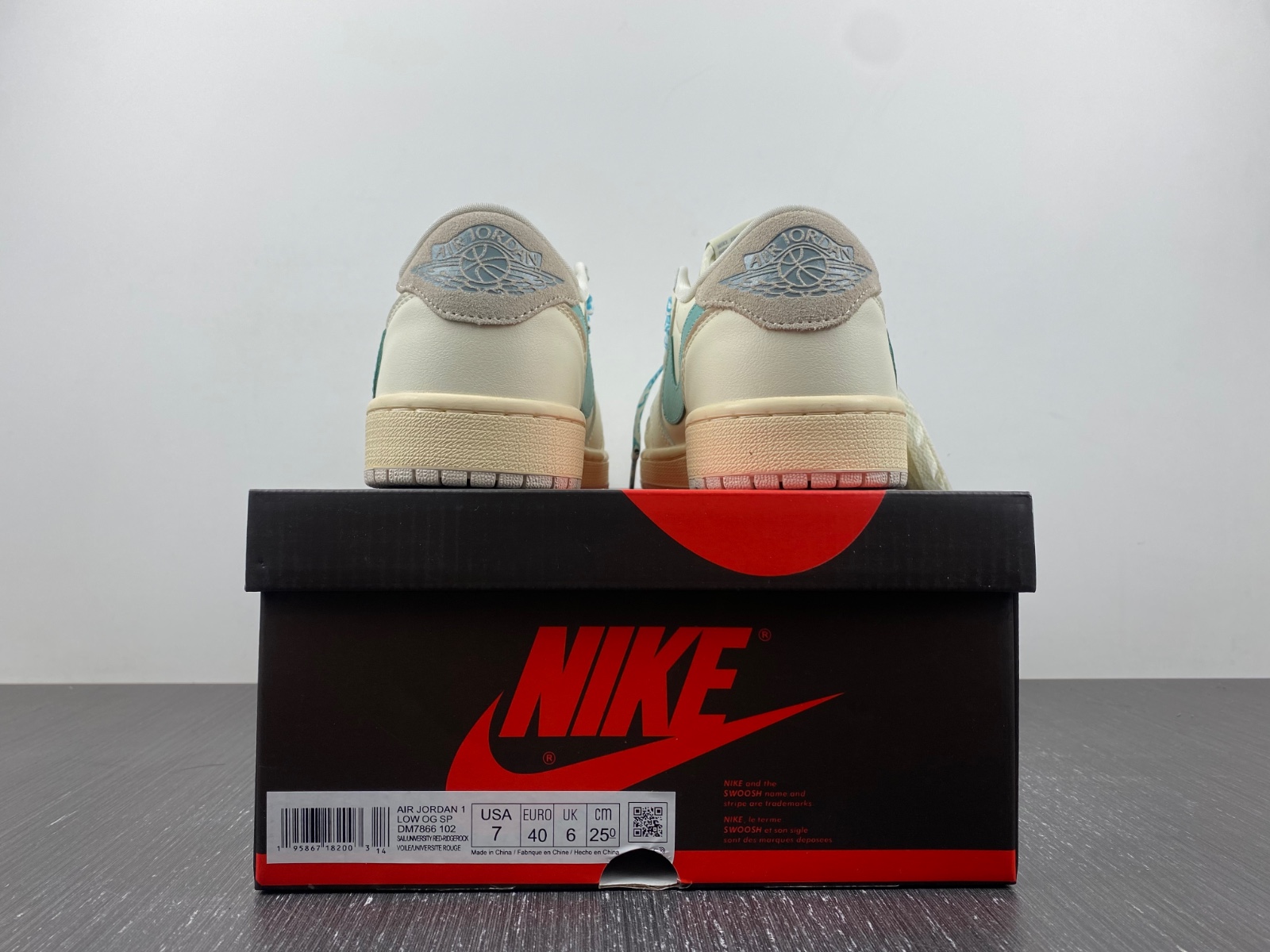 Travis scott x Air Jordan 1 Low customize