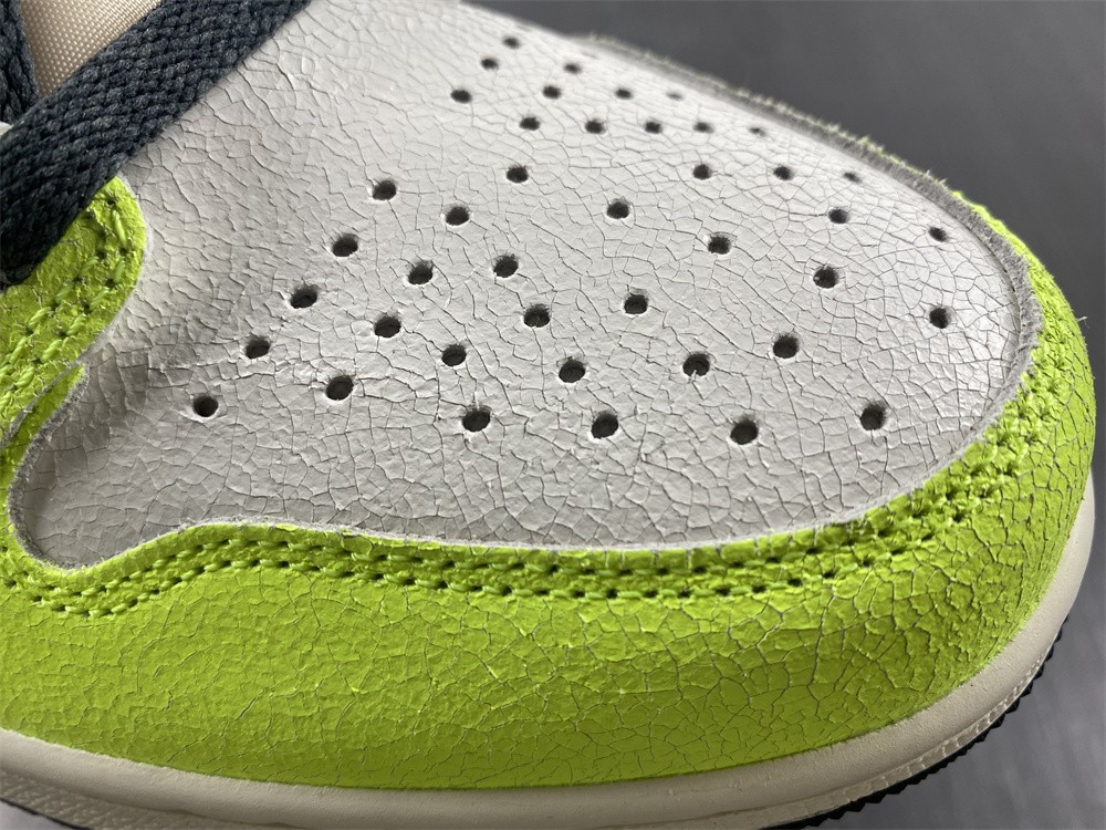 Air Jordan 1 High OG "Volt" 555088-702