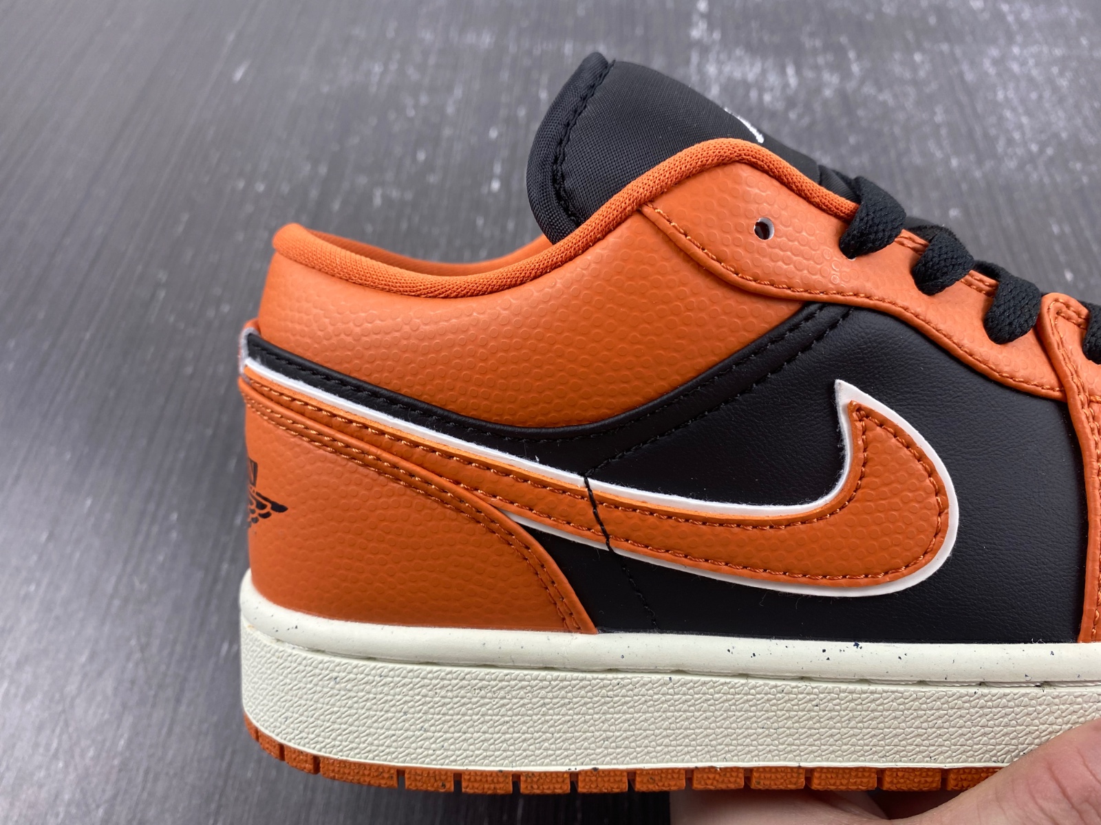 Air Jordan 1 Low WMNS Sport Spice DV1299-800