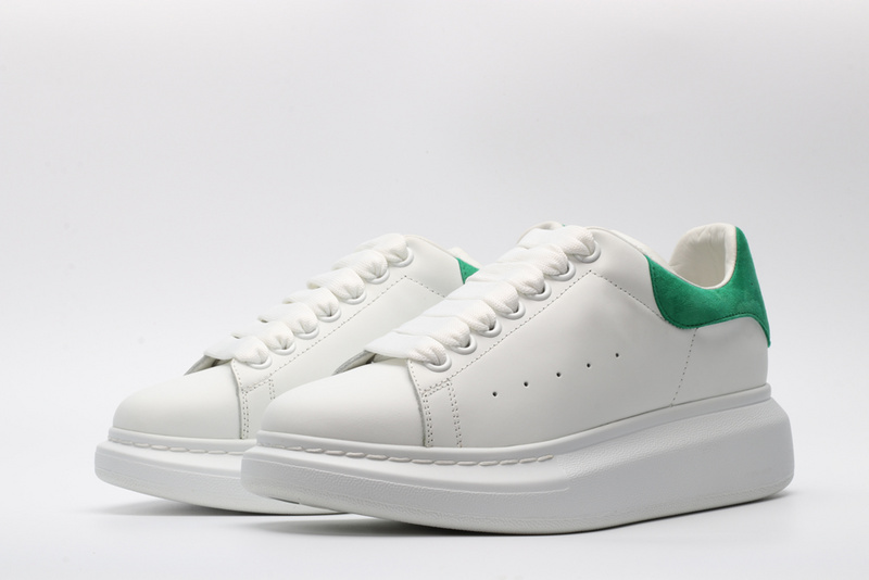 MCQUEEN OVERSIZED SNEAKER