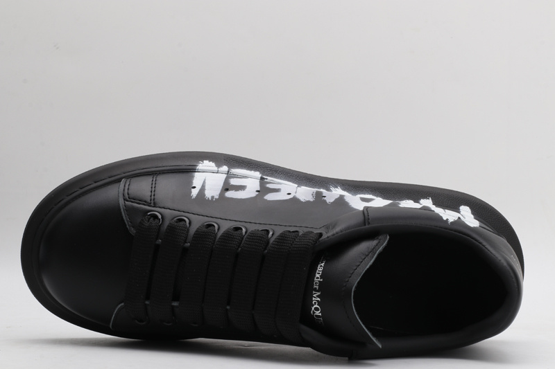 MCQUEEN OVERSIZED SNEAKER