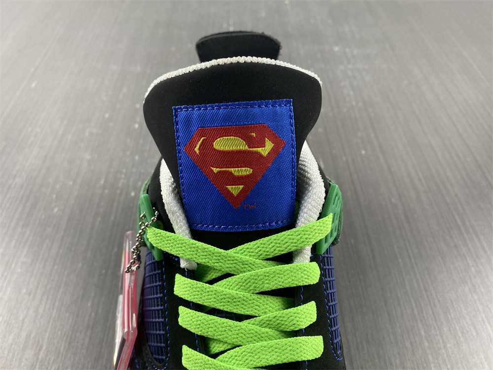 Air Jordan 4 Retro