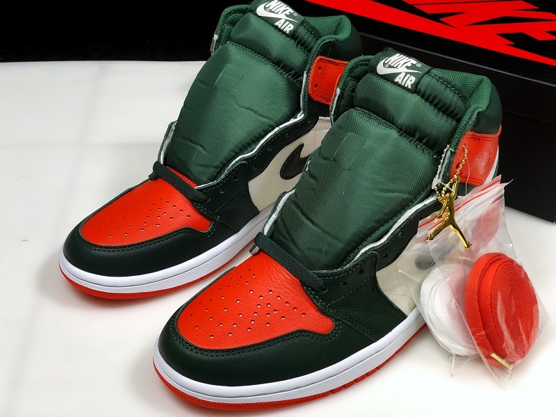 AIR JORDAN 1 Retro HIGH OG-SF 