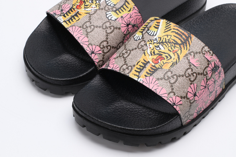 Gucci slide (EU35-EU46)