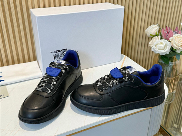 Burberry Check Terrace Sneakers BBR--3010