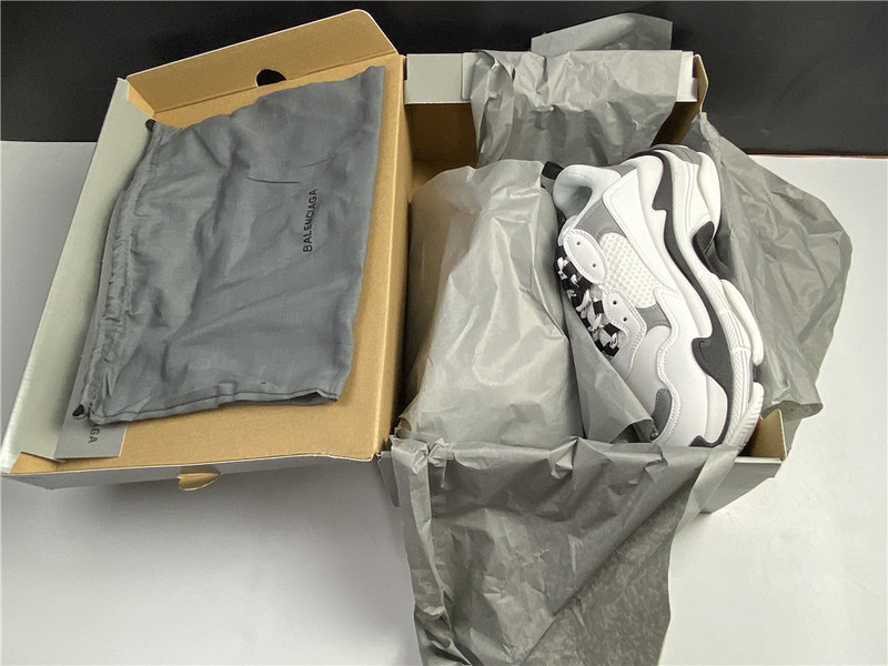 Balenciaga TRIPLE S TRAINER