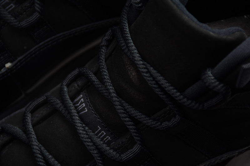 Air Jordan 11 Retro 