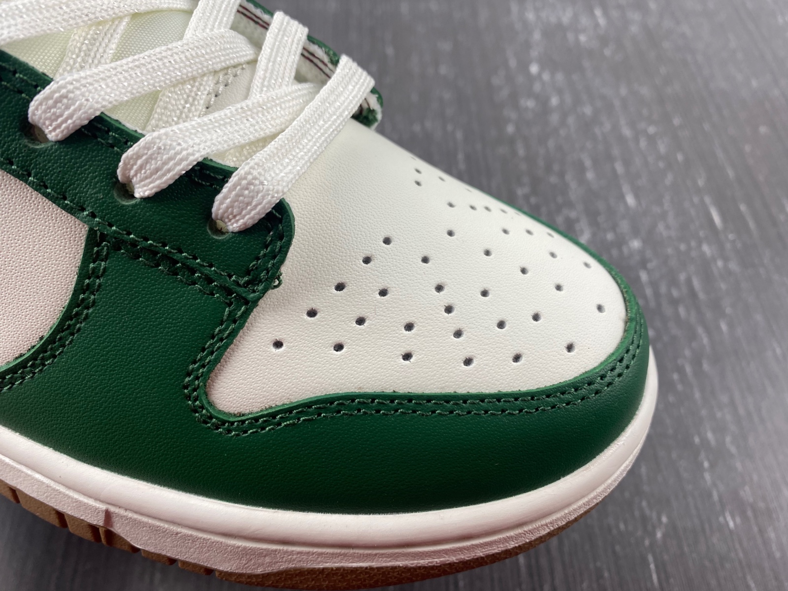 Nike Dunk Low Gorge Green FB7160-161