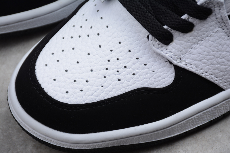 Air Jordan 1 Retro Mid
