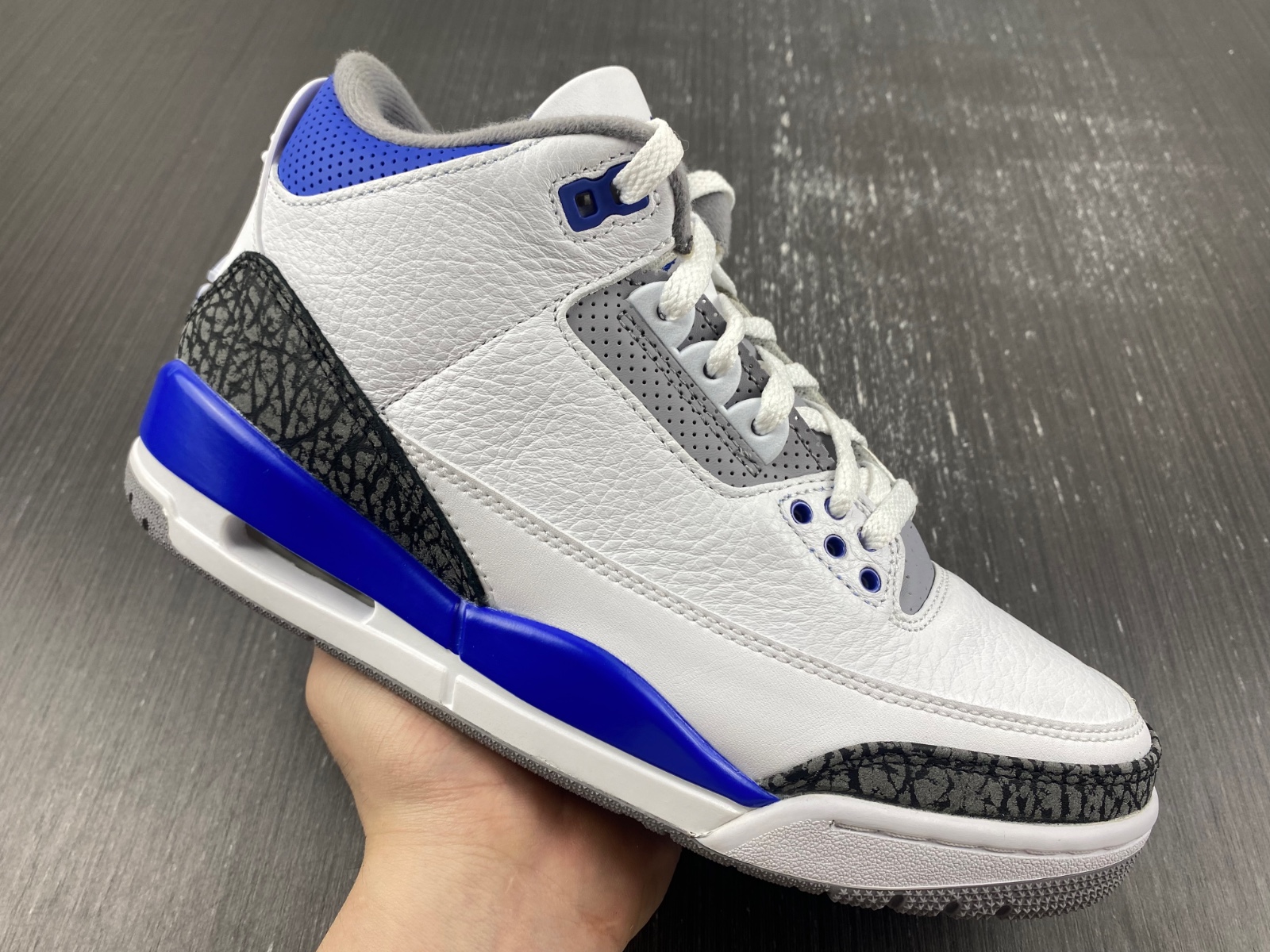 Air Jordan 3 Retro