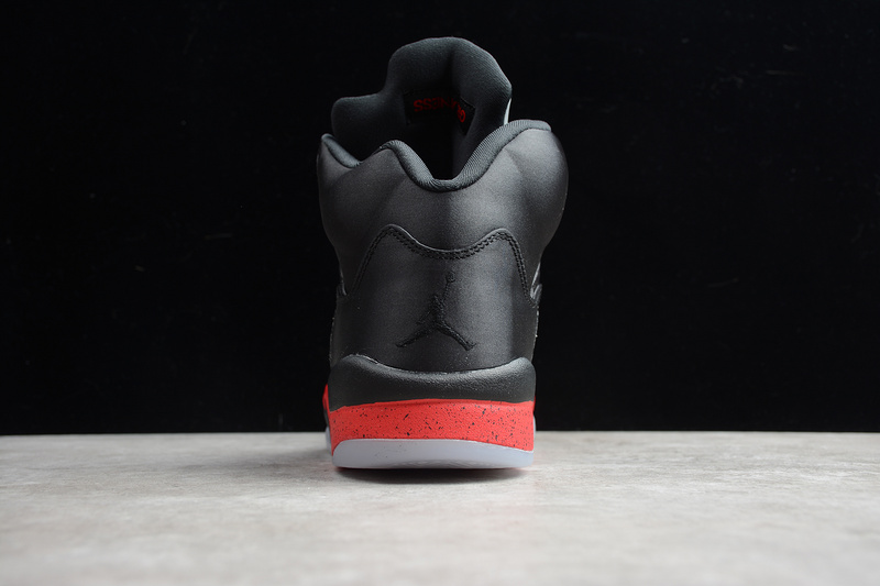 Air Jordan 5 Retro "satin Bred " 136027-006