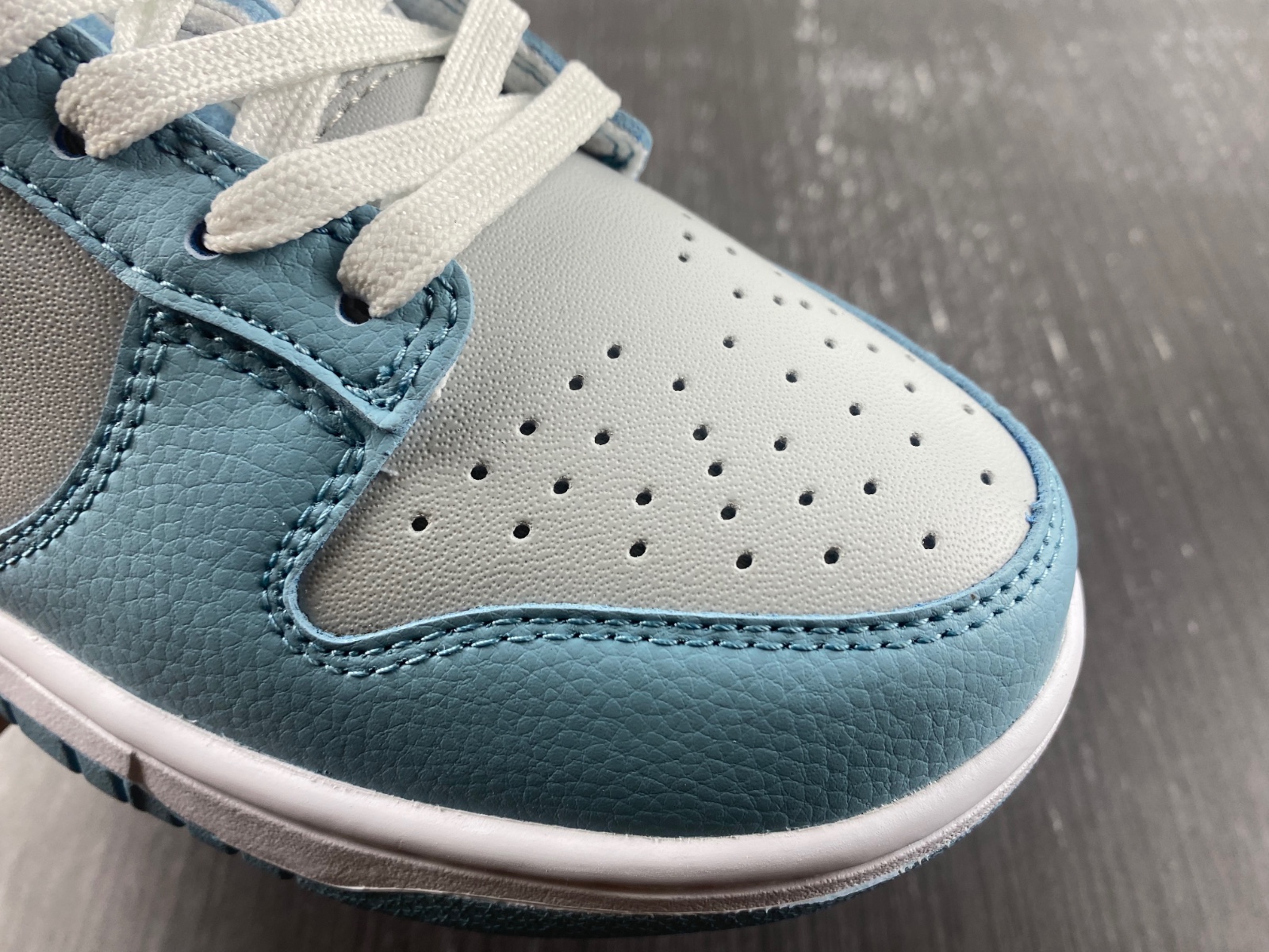 Nike Dunk Low "Grey Fog/Worn Blue" FB1871-011
