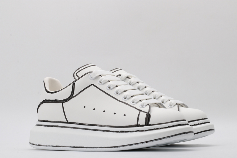MCQUEEN OVERSIZED SNEAKER