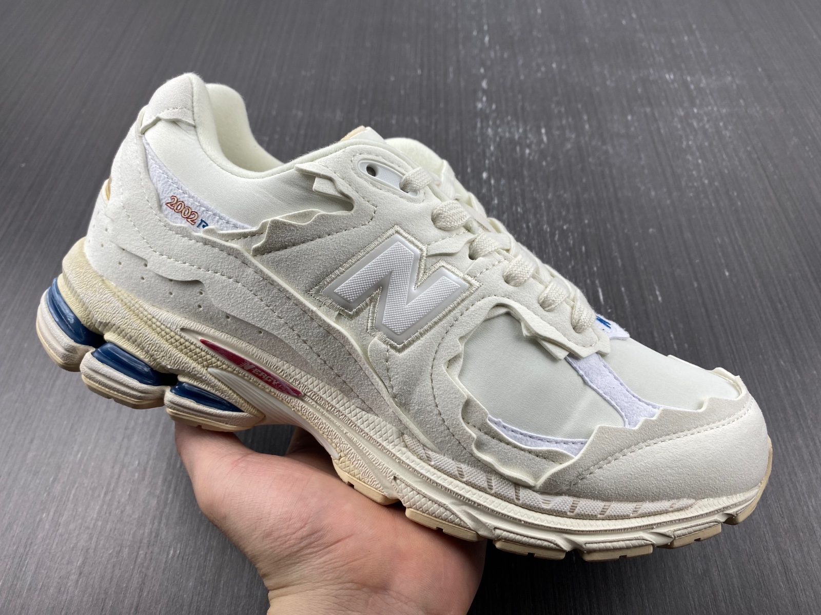 New Balance 2002R Protection Pack Sea Salt - M2002RDC