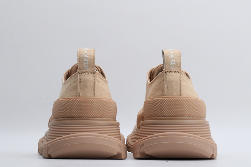 Mcqueen Tread Slick