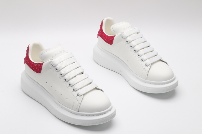 MCQUEEN OVERSIZED SNEAKER