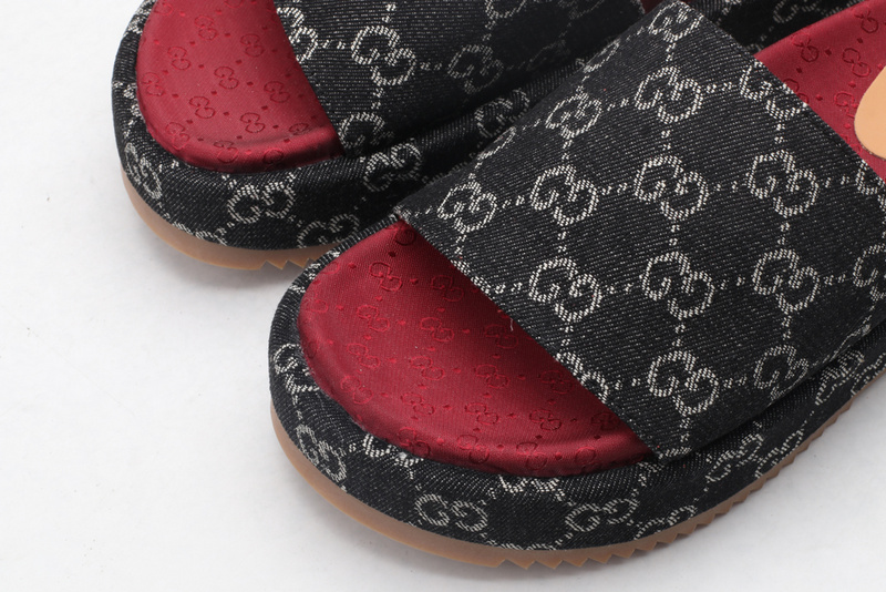 GUCCI WOMEN