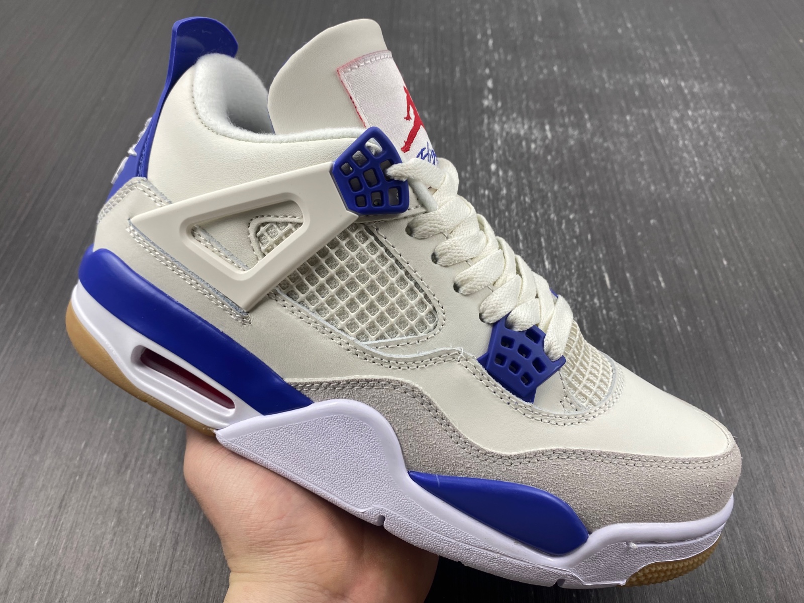 Nike SB x Air Jordan 4 customize