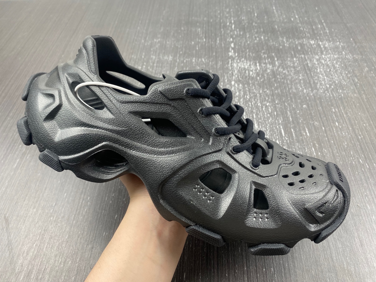 BLC* HD Lace-Up Sneaker