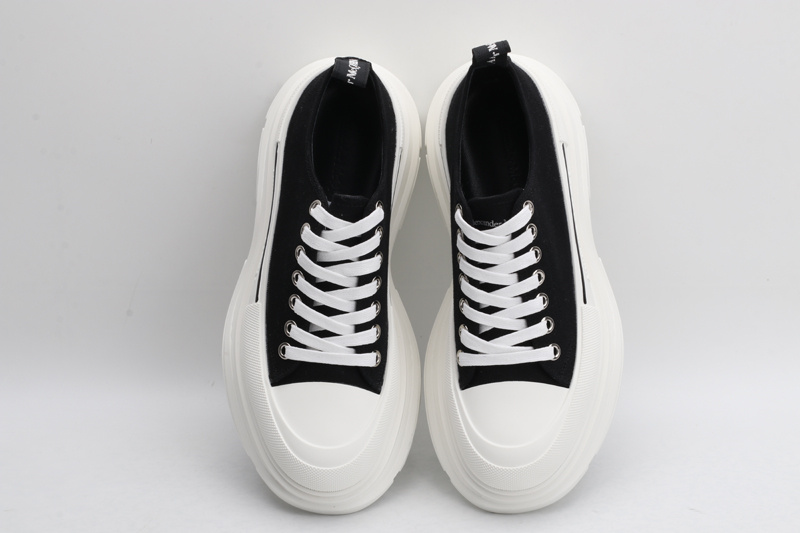 Mcqueen Tread Slick