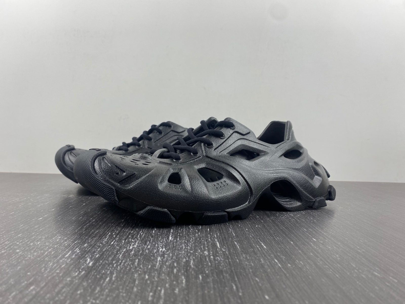 BLC* HD Lace-Up Sneaker