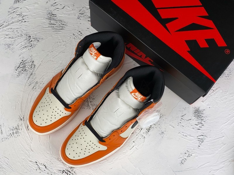 Air Jordan 1 Retro High OG