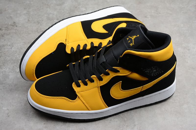 Air Jordan 1 Retro Mid