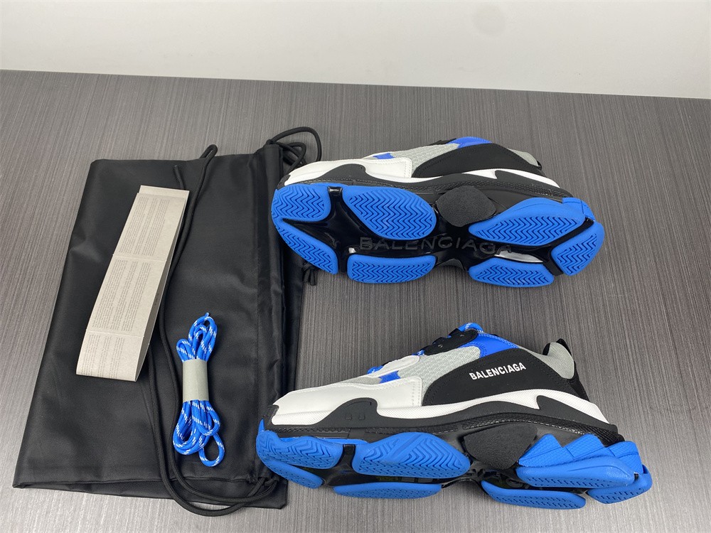 Balenciaga TRIPLE S TRAINER