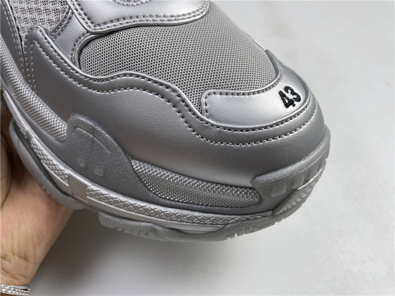 Balenciaga TRIPLE S TRAINER