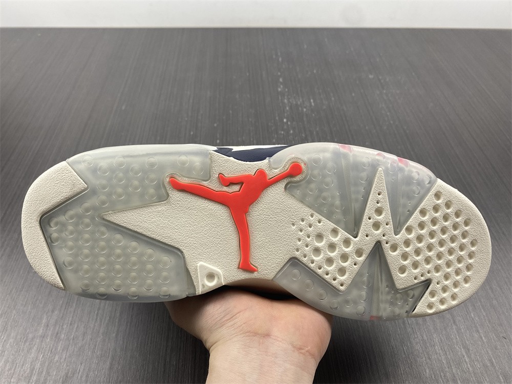 Air Jordan 6 Retro