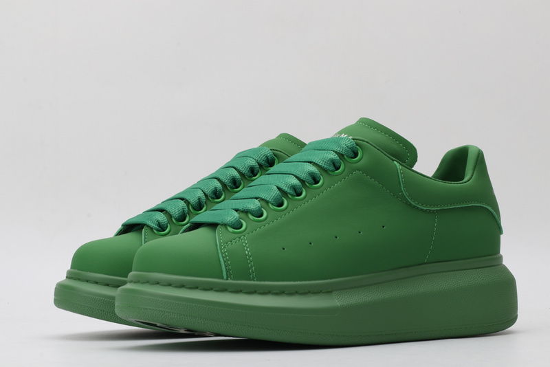 MCQUEEN OVERSIZED SNEAKER