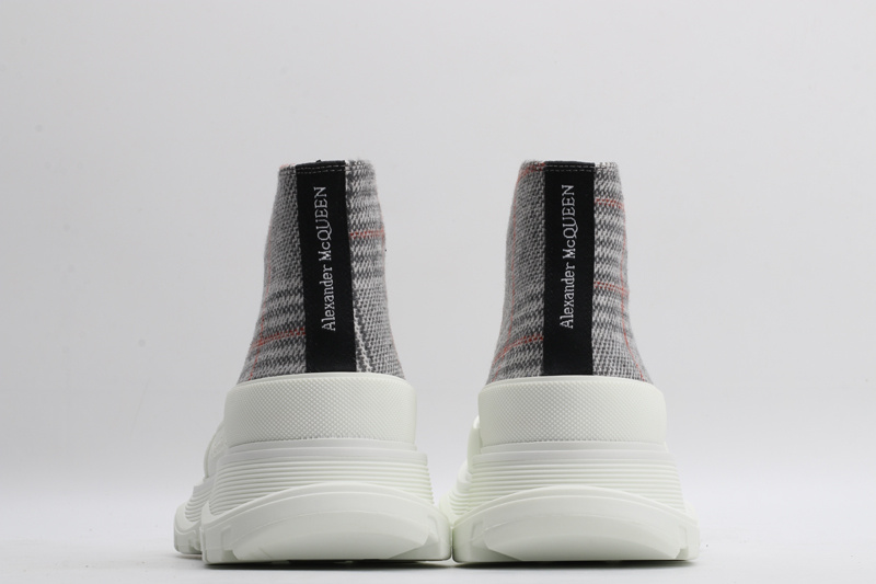 Mcqueen Tread Slick
