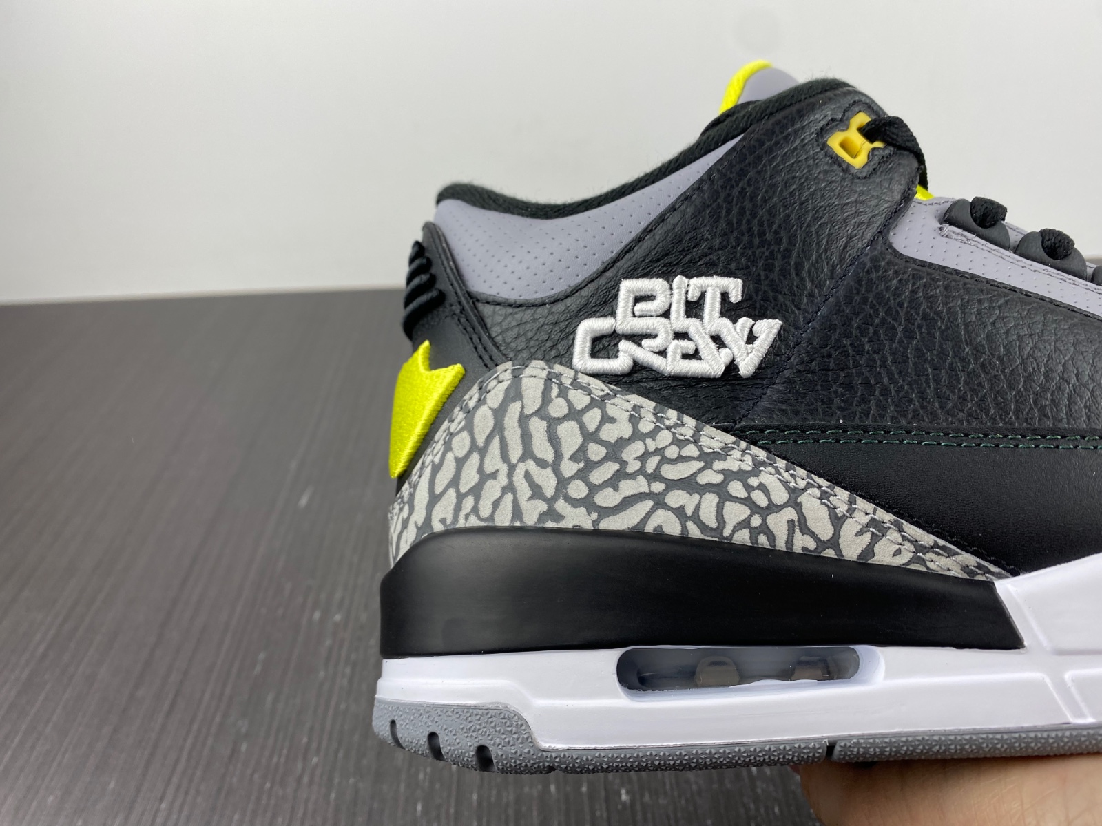 Air Jordan 3 Retro