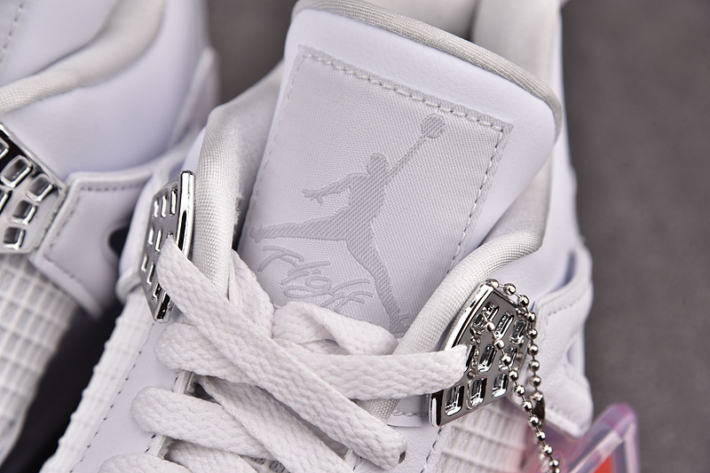 Air Jordan 4 Retro